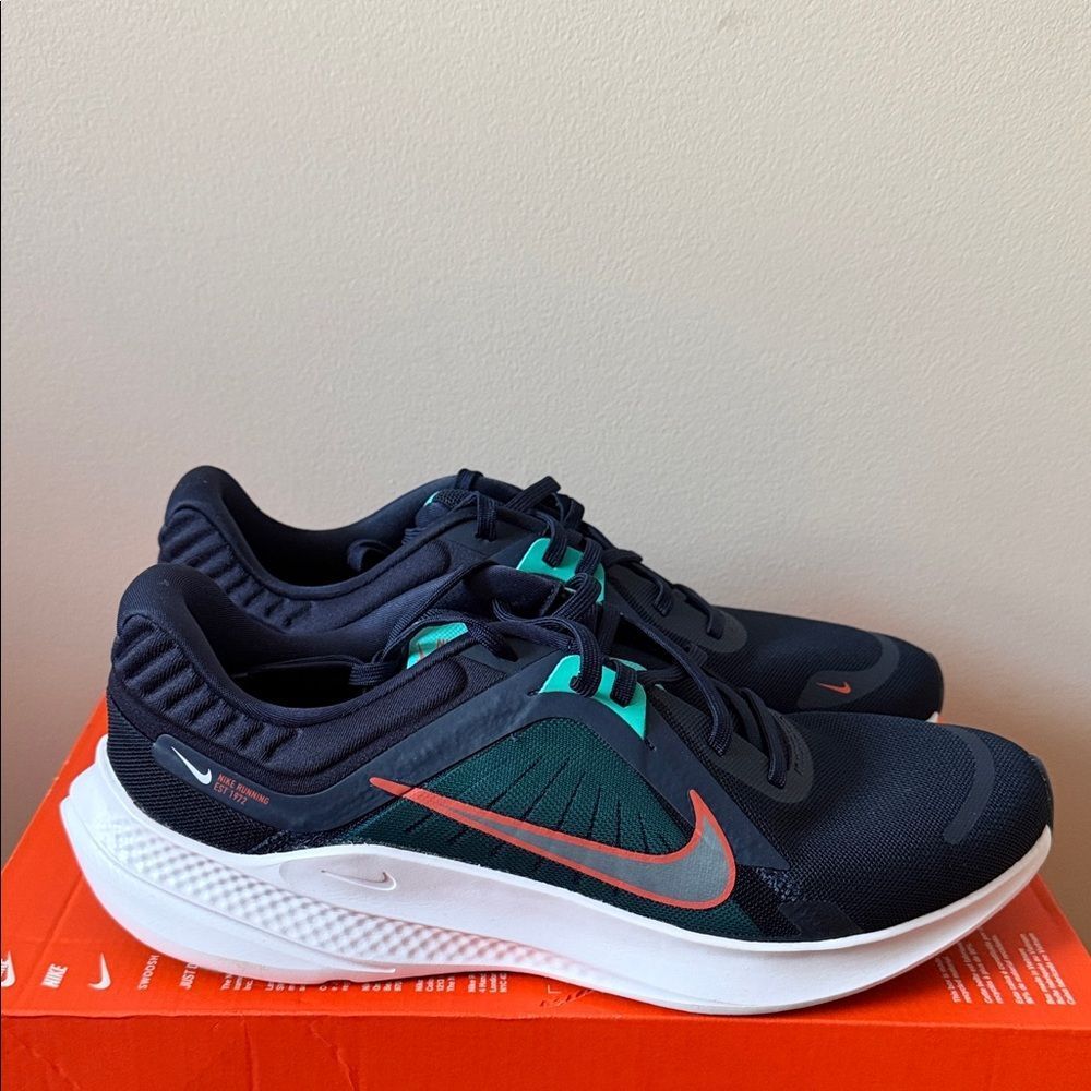 Nike Quest 5 Obsidian Blue White DD9291-401 Women’s Size 12